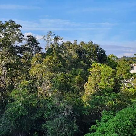 Апартаменты Hills Sanctuary Retreat, B7-3A-2 With Wi-Fi Fraser Hill Экстерьер фото